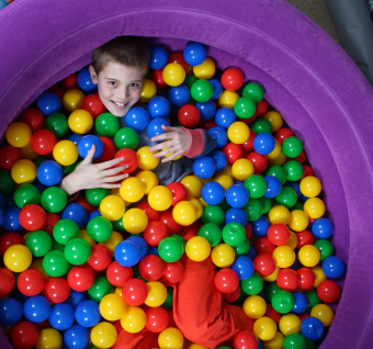 Ball_Pits_and_Accessories